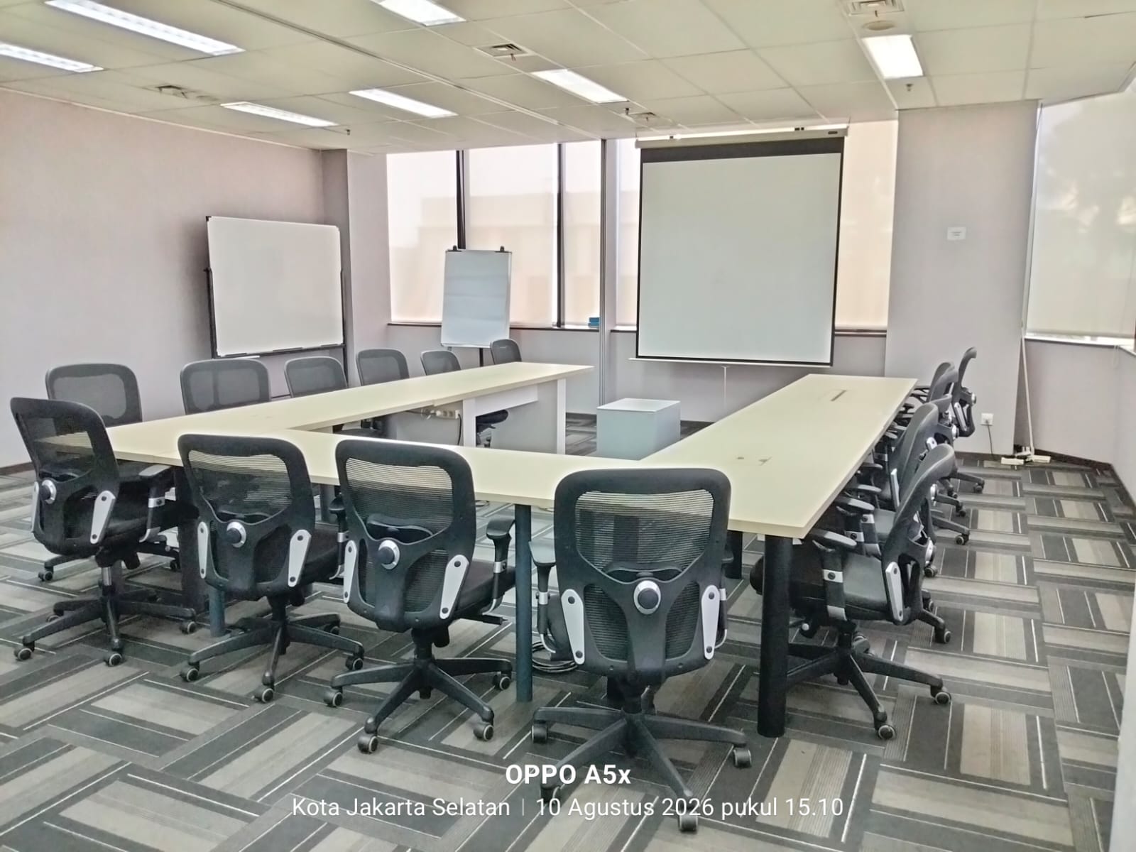 Meeting Room  ( Public)